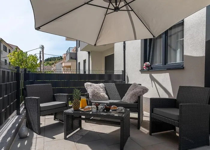 شقة A&r - Seget تروغير