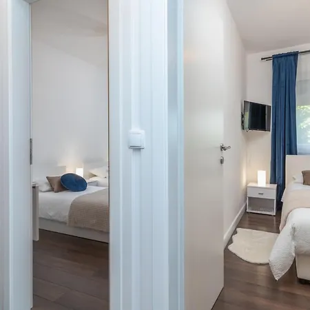 Апартаменты A&r - Seget