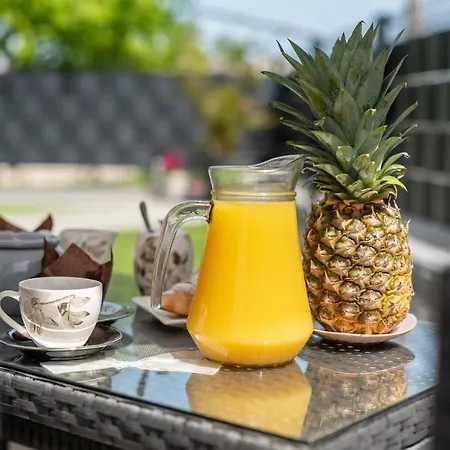 Апартаменты A&r - Seget Трогир