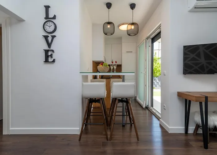 A&r - Seget アパート トロギール