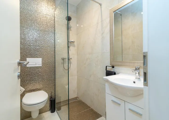 A&r - Seget Apartment *